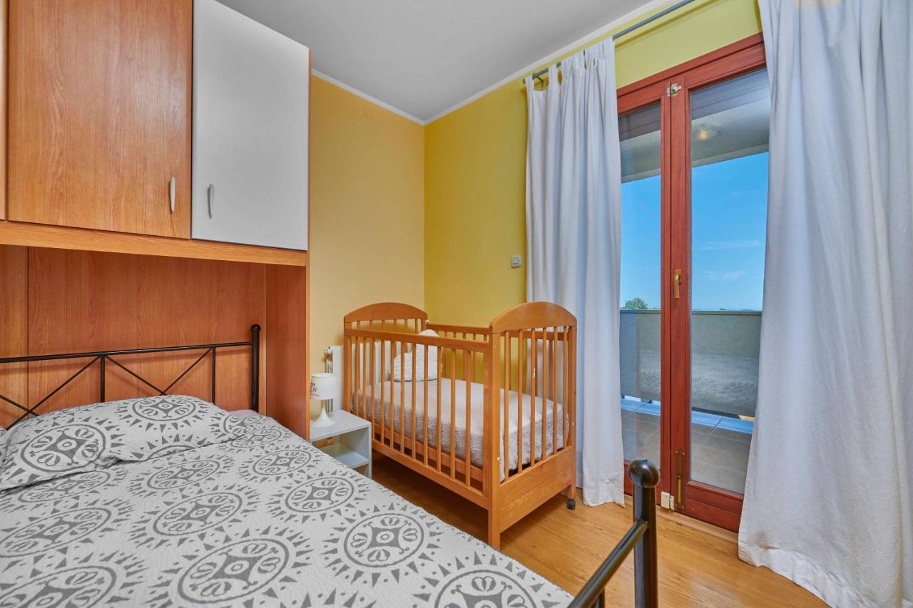 Holiday House Emma Burici Ngoại thất bức ảnh